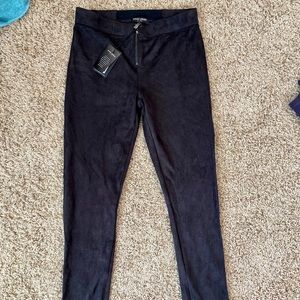 David Lerner legging